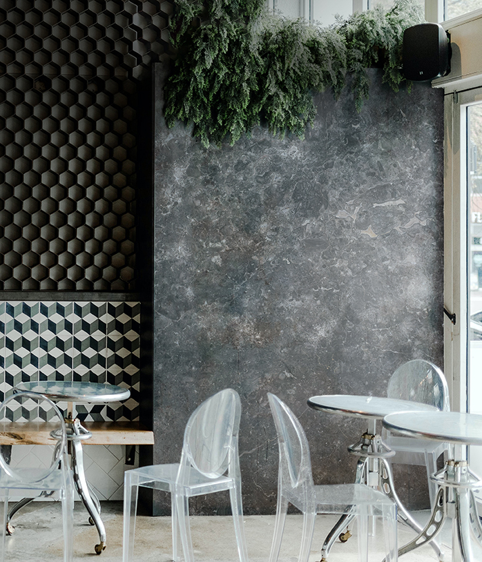 Grigio Billiemi Restaurant Wall